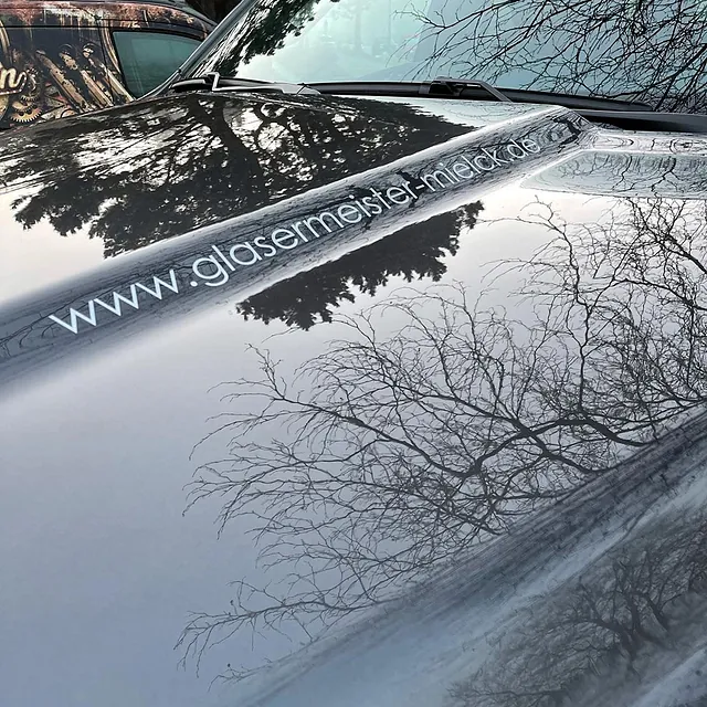 Firmenauto Glasermeister Mielck Frontalansicht